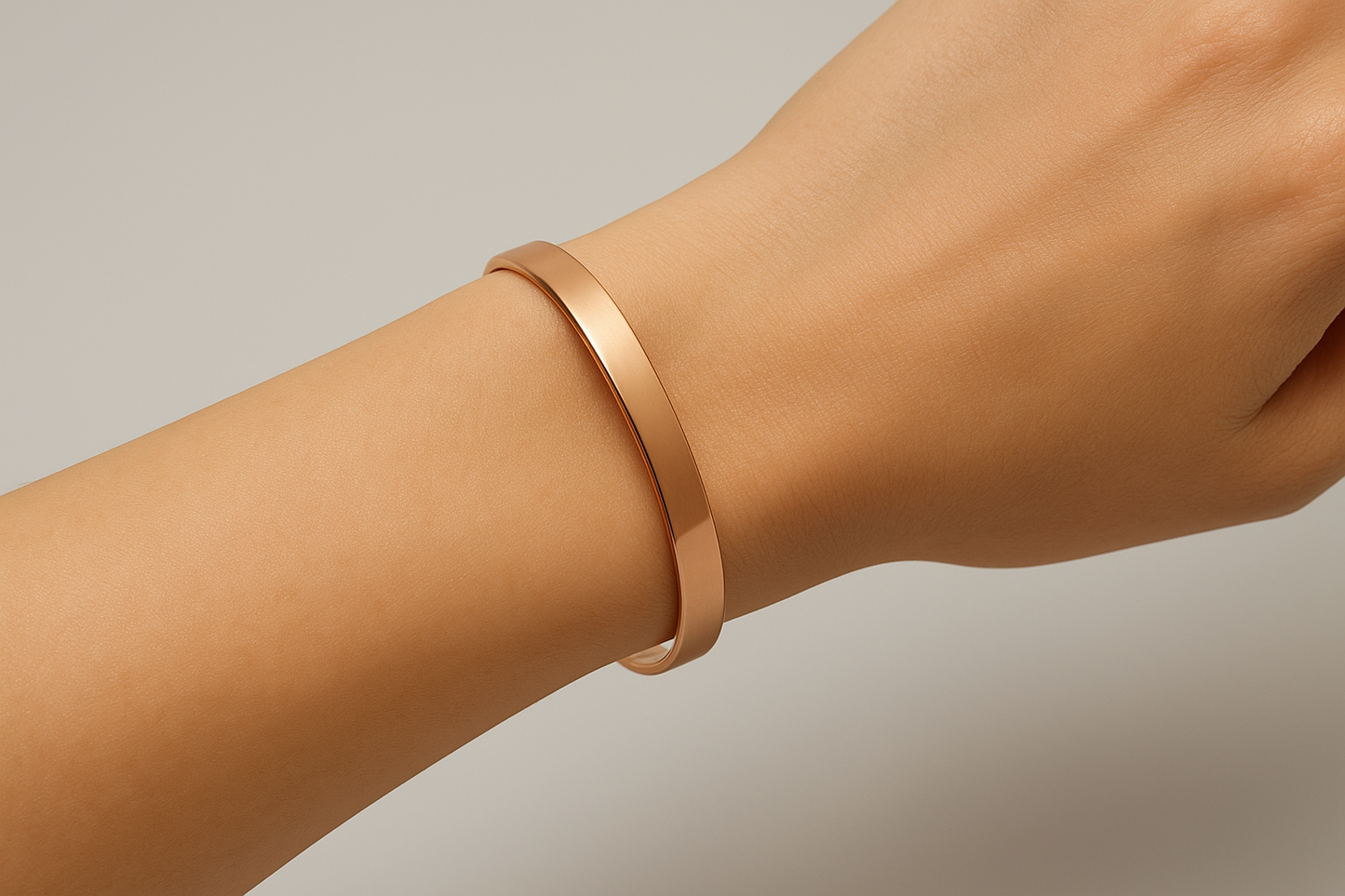 Essential Rose gold cuff